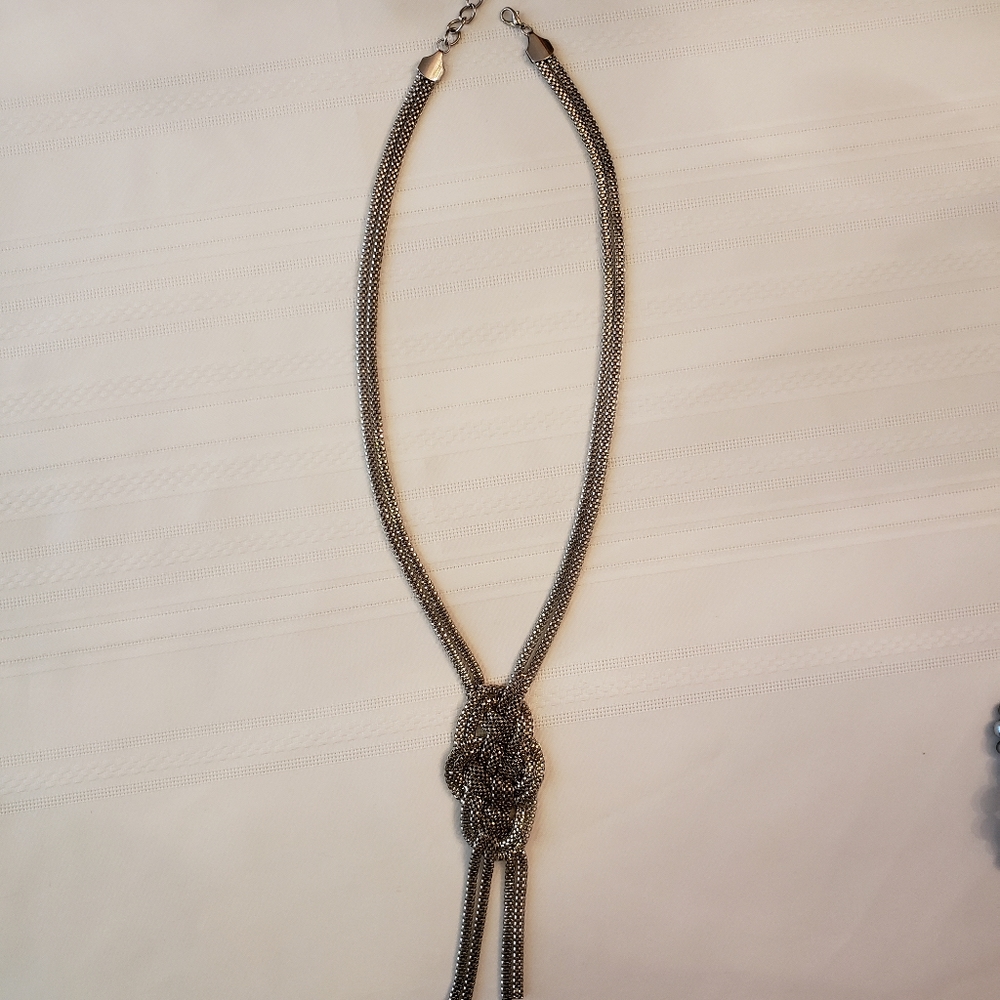 Celtic Knot weave Silver tone Necklace - Picture 5 of 5